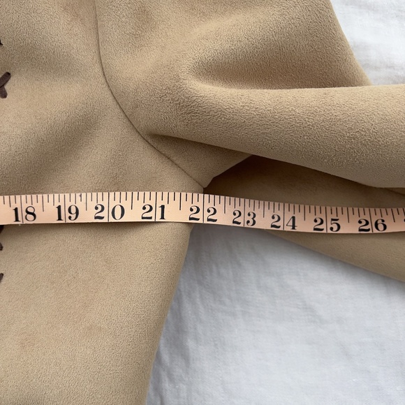 Women's Tan Faux Fur Trim Coat - Picture 11 of 13